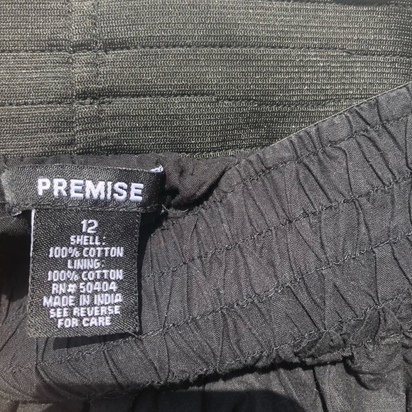 Women’s Skirt - Picture 4 of 4